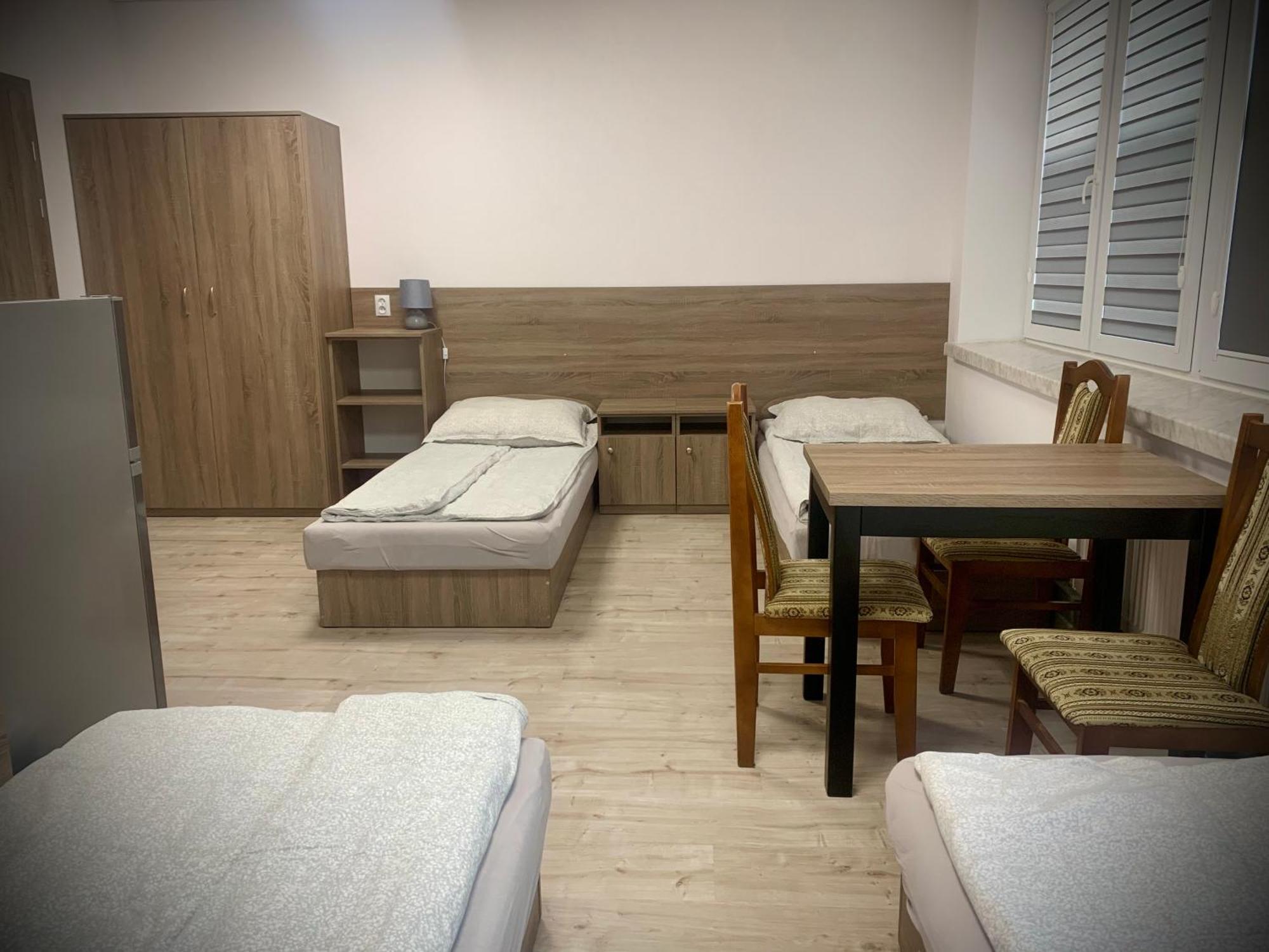 Hostel Sportowa Płońsk Zimmer foto